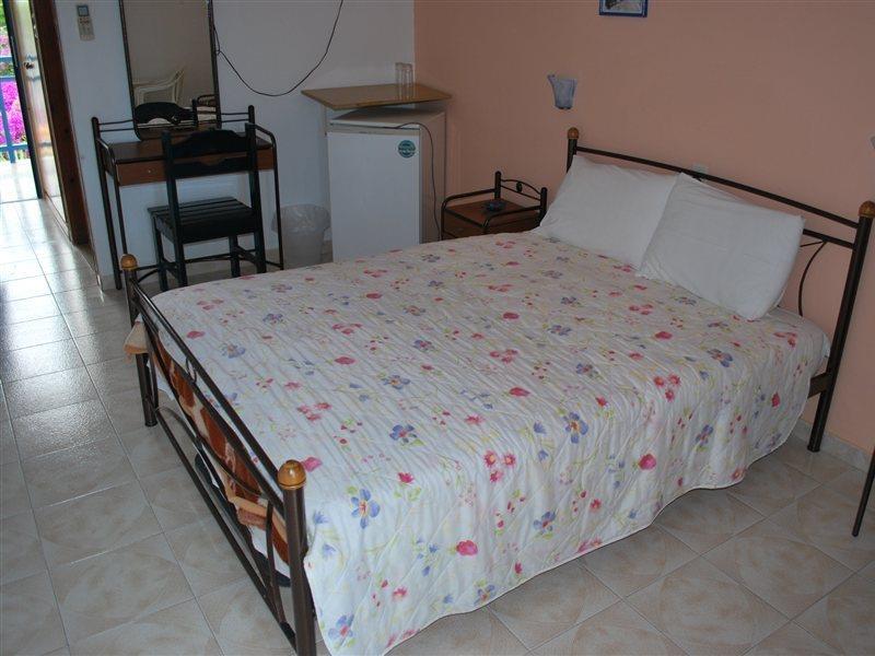Hotel Flisvos Megalochori  Esterno foto